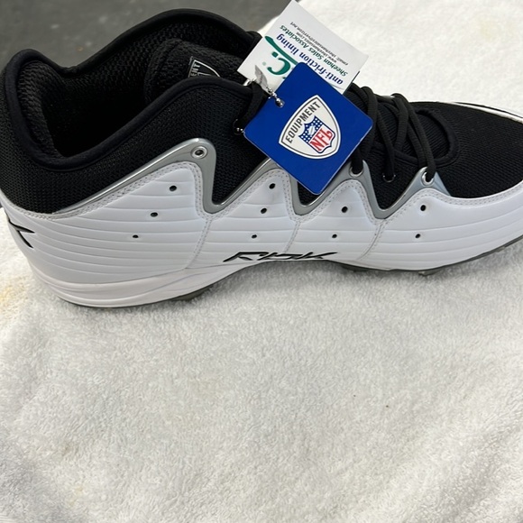 Reebok NFL Men’s Football Cleats main image 4
